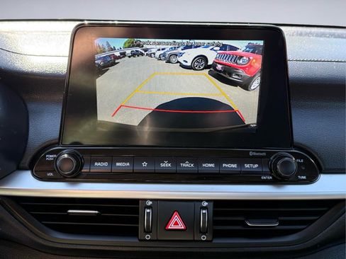 Used 2021 Kia Forte LXS FWD image 21