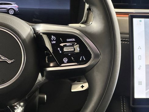 New 2026 Jaguar F-PACE R-Dynamic S image 21
