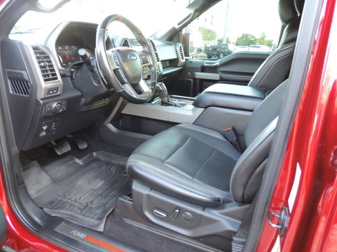 Used 2019 Ford F150 Raptor w/ Equipment Group 802A Luxury image 6