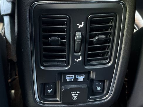 Used 2014 Jeep Grand Cherokee Overland w/ Advanced Technology Group AWD/4WD image 14