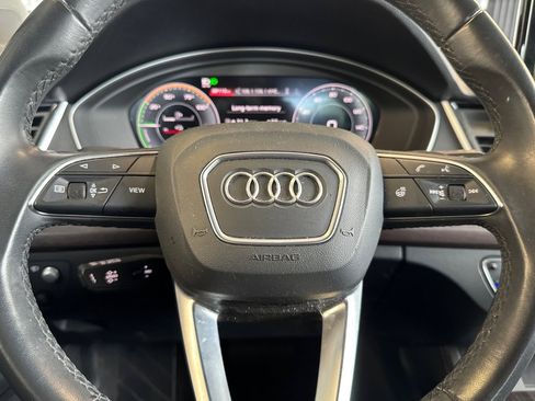 Used 2021 Audi Q5 e Prestige w/ Prestige Package image 31