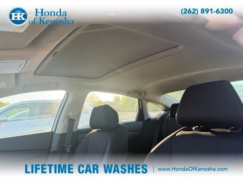 Certified 2025 Honda Accord SE image 7