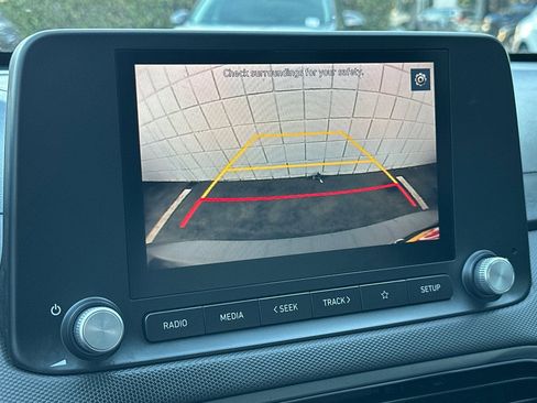 Used 2023 Hyundai Kona SE w/ Cargo Package image 19