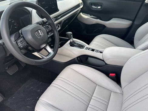 New 2026 Honda HR-V EX-L image 10