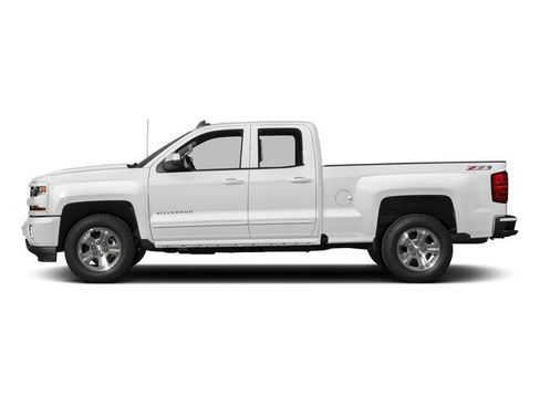 Used 2018 Chevrolet Silverado 1500 LT w/ Midnight Edition AWD/4WD image 6