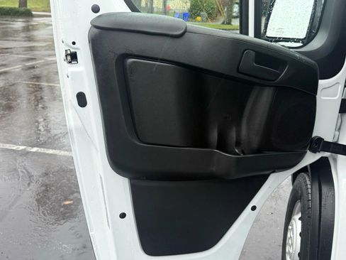 Used 2023 RAM ProMaster 2500 image 16