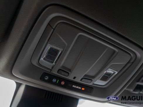 Used 2023 Chevrolet Silverado 1500 LT AWD/4WD image 27