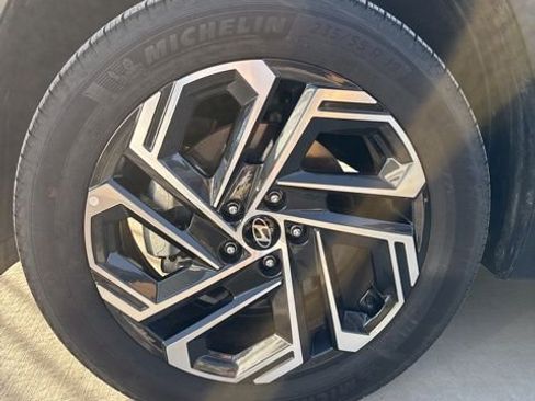 Used 2025 Hyundai Tucson Limited image 8