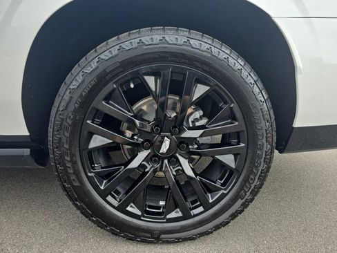 Certified 2023 Cadillac Escalade ESV Sport Platinum image 35