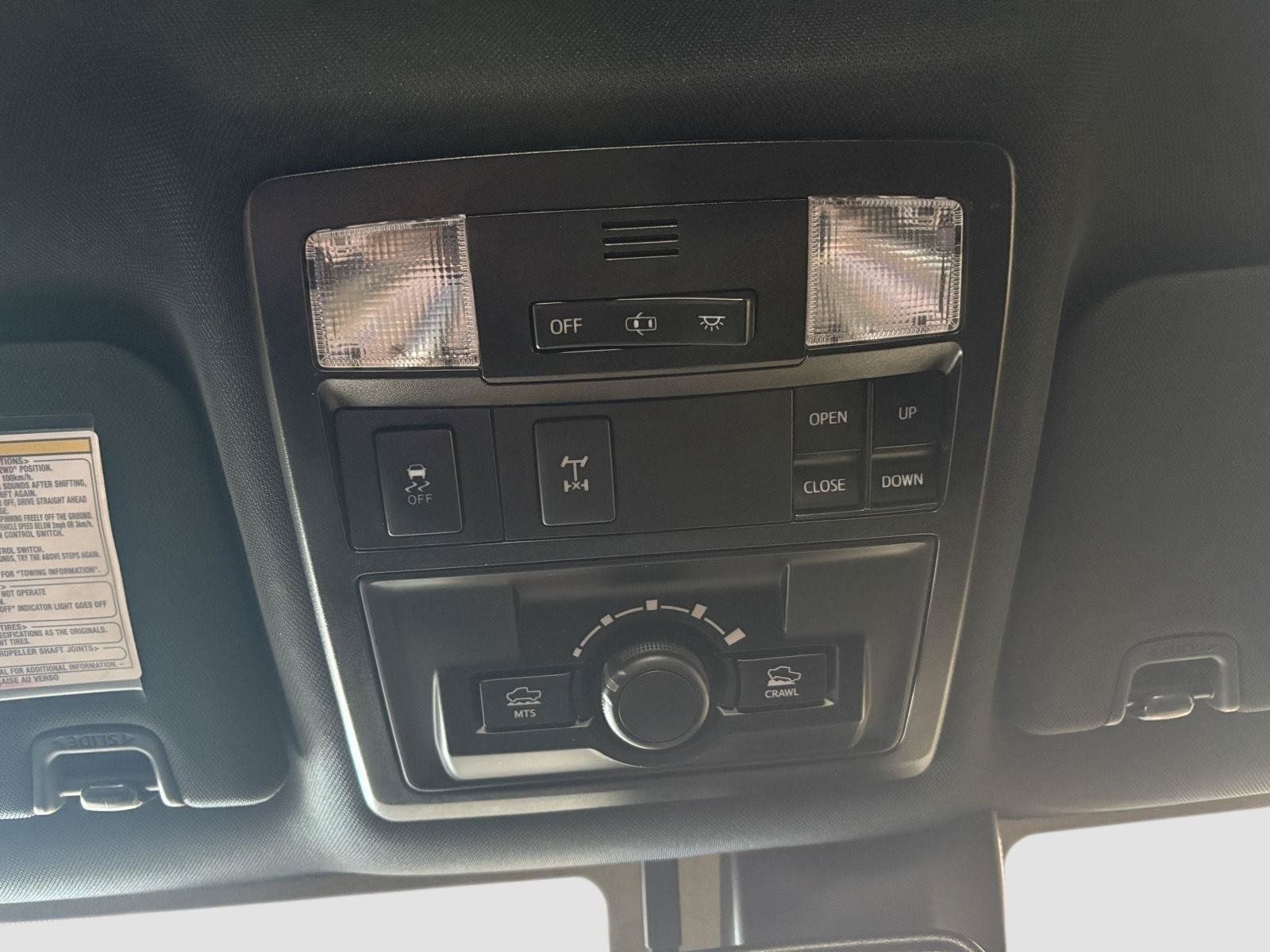 Used 2019 Toyota Tacoma TRD Off-Road AWD/4WD image 27