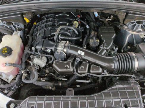 Certified 2024 Jeep Grand Cherokee L Altitude image 30