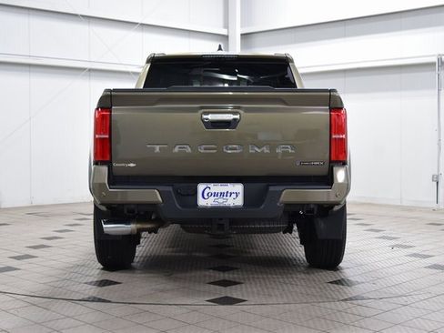 Used 2024 Toyota Tacoma Limited image 7