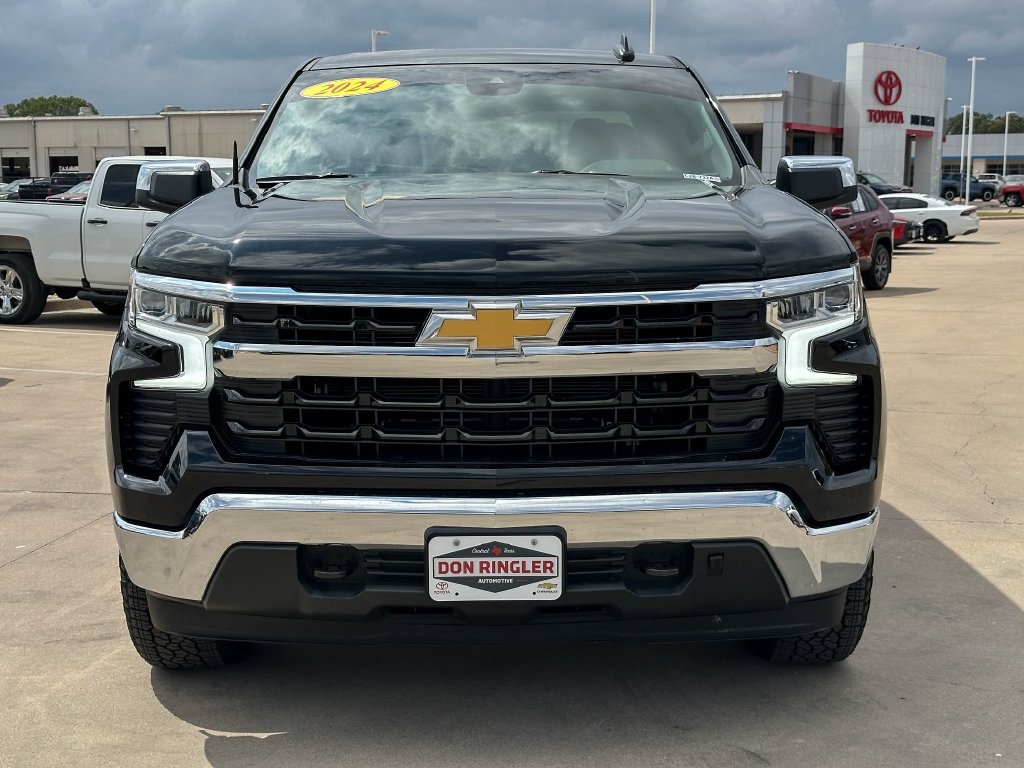 Used 2024 Chevrolet Silverado 1500 LT AWD/4WD image 8
