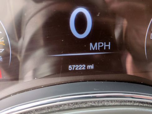 Used 2020 Jeep Grand Cherokee Limited image 20