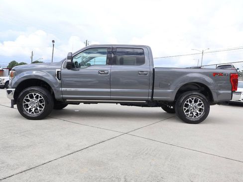Used 2021 Ford F350 Lariat w/ Lariat Ultimate Package AWD/4WD image 3