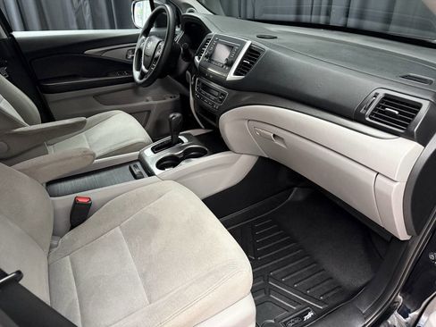 Used 2017 Honda Pilot LX image 25
