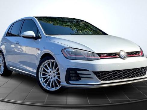 Used 2020 Volkswagen GTI SE image 1