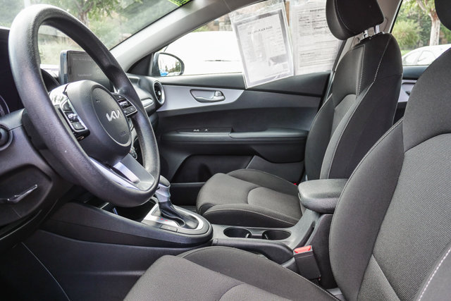 Certified 2024 Kia Forte LXS w/ LXS Technology Package FWD image 18