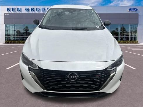 Used 2024 Nissan Sentra SR FWD image 3