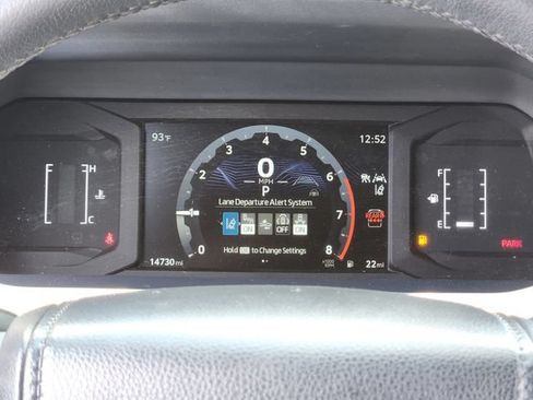 Used 2025 Toyota 4Runner SR5 AWD/4WD image 14