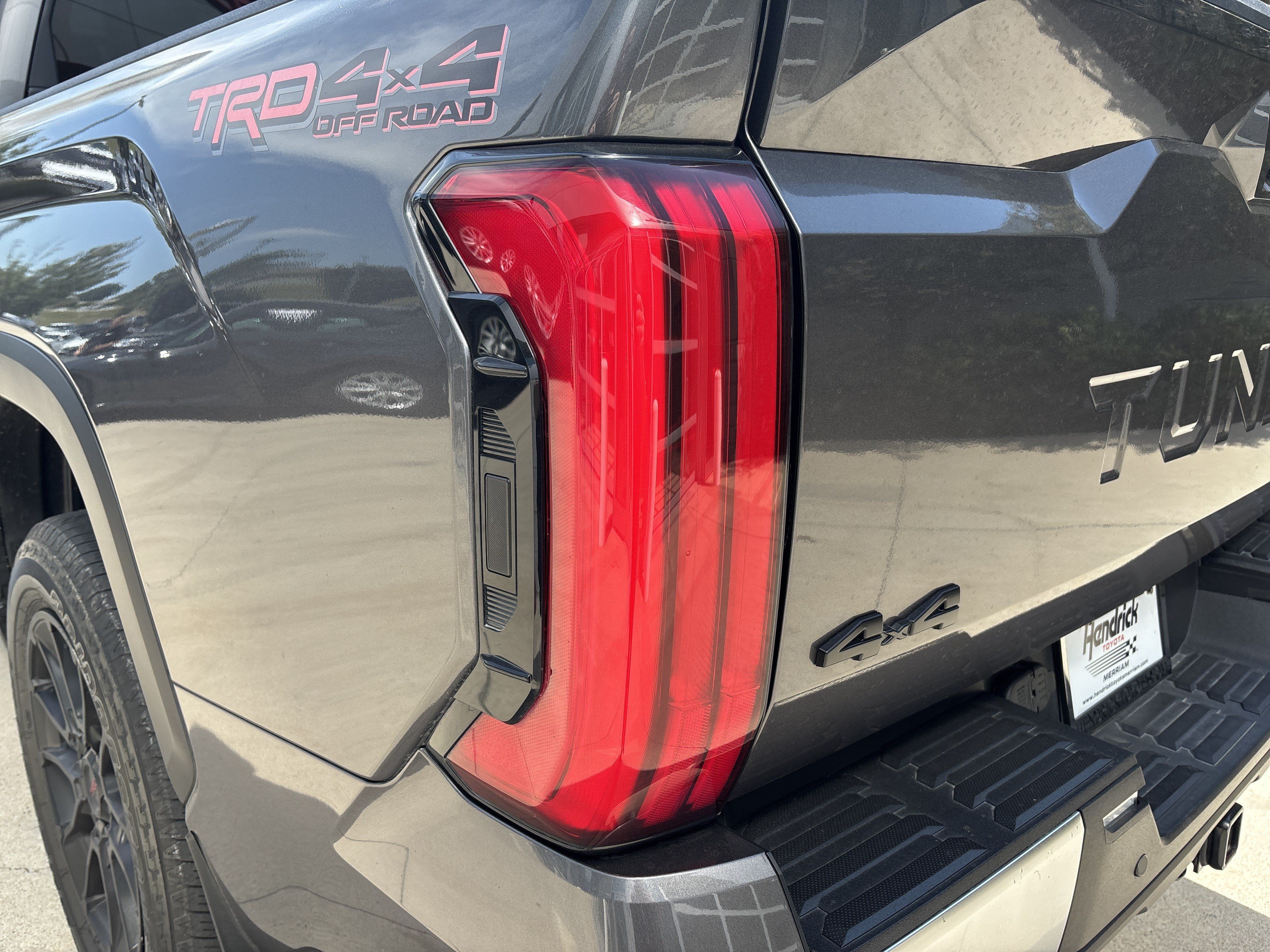 Used 2022 Toyota Tundra Limited w/ TRD Off-Road Package AWD/4WD image 12