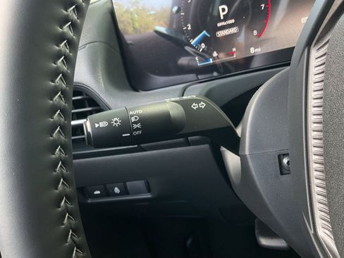 New 2026 Nissan Sentra SV w/ SV Convenience Package FWD image 31