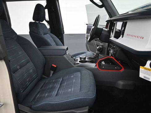 New 2026 Ford Bronco Heritage Edition AWD/4WD image 25
