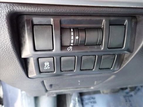 Used 2016 Subaru Outback 2.5i Premium AWD/4WD image 14