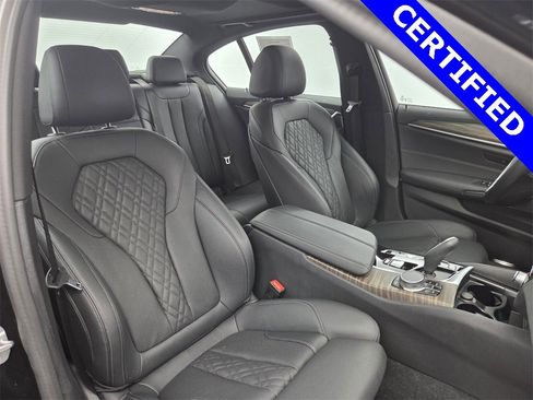 Certified 2023 BMW 530e w/ Premium Package image 14