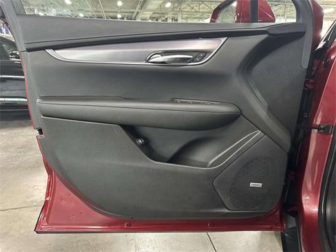 Used 2020 Cadillac XT5 Luxury image 12