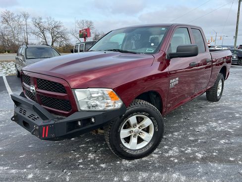 Used 2019 RAM 1500 Express image 29