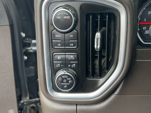 Used 2020 Chevrolet Silverado 2500 LTZ w/ LTZ Plus Package image 18