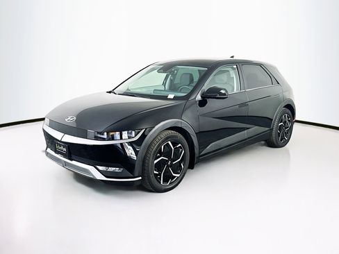 Used 2024 Hyundai Ioniq 5 SEL image 3