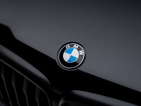 Used 2025 BMW X5 sDrive40i w/ M Sport Package RWD image 13
