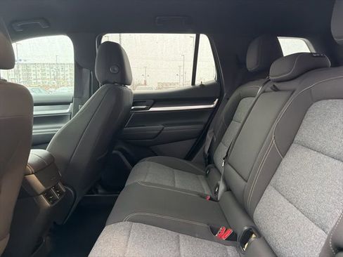 Used 2025 GMC Terrain Elevation image 18