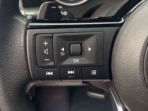 Certified 2023 Nissan Rogue SV image 22