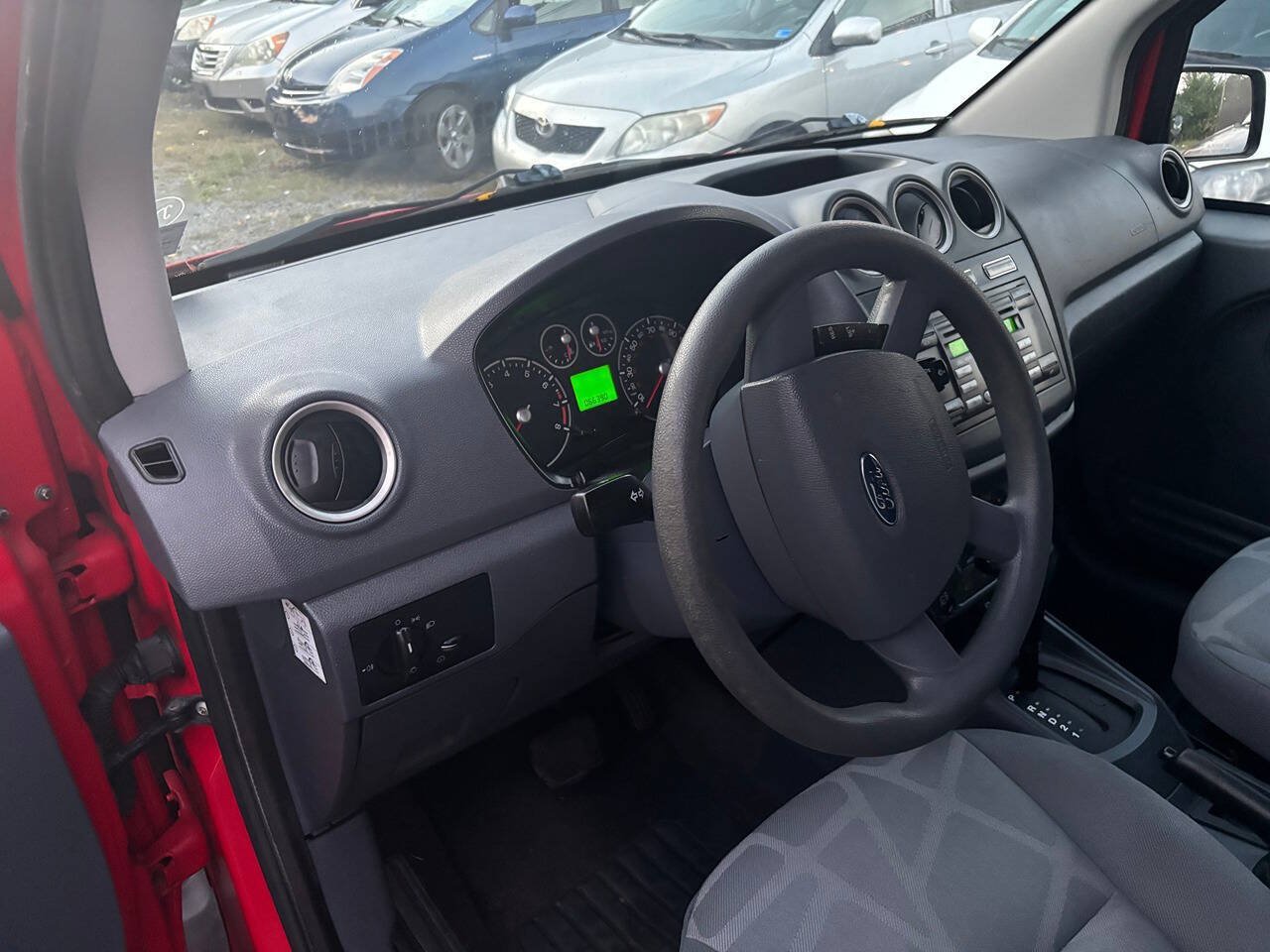 Used 2010 Ford Transit Connect XLT FWD image 15