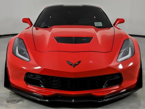Used 2015 Chevrolet Corvette Z06 w/ Z07 Performance Package RWD image 5