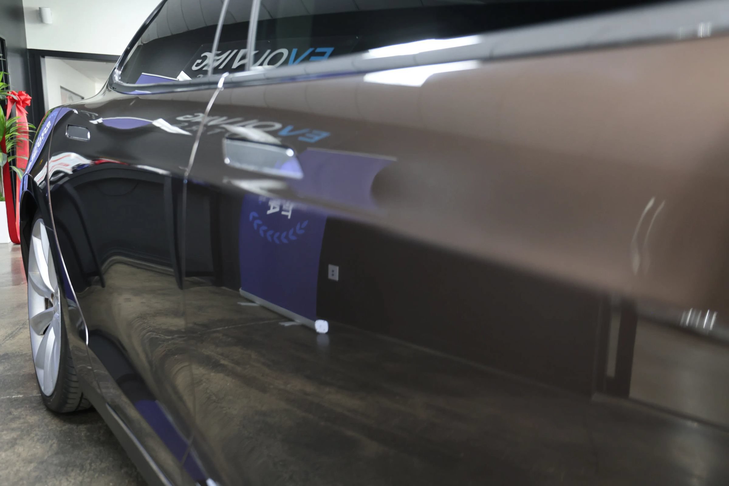 Used 2013 Tesla Model S Performance RWD image 16