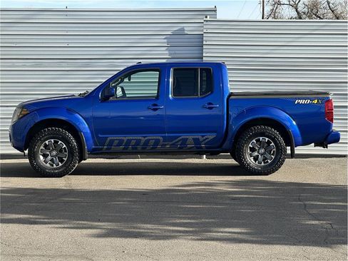 Used 2015 Nissan Frontier PRO-4X image 13