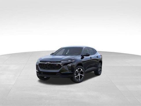 New 2026 Chevrolet Trax RS w/ Driver Confidence Package FWD image 8