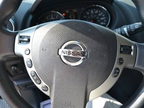Used 2013 Nissan Rogue SV AWD/4WD image 14