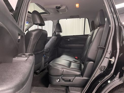 Used 2019 Honda Pilot Touring image 27