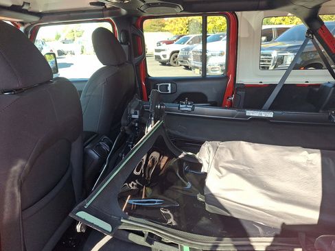 Certified 2021 Jeep Wrangler Unlimited Sport image 20