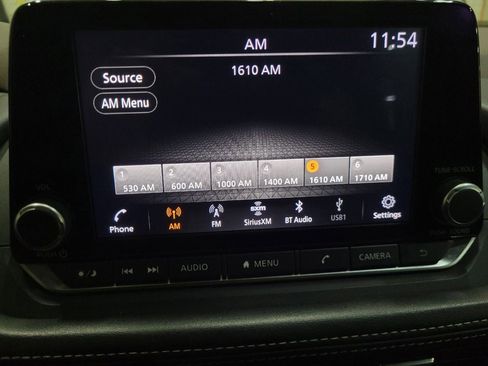 Used 2021 Nissan Rogue SV w/ Premium Package FWD image 25