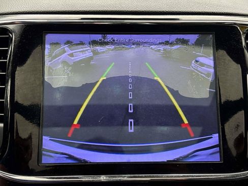 Used 2019 Jeep Grand Cherokee Summit AWD/4WD image 28