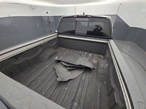 Used 2024 Nissan Titan PRO-4X w/ Pro-4x Convenience Package image 46
