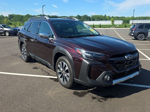 Certified 2025 Subaru Outback Touring XT w/ Popular Package #2 AWD/4WD image 3