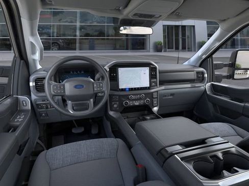 New 2025 Ford F150 XLT w/ Equipment Group 301A Standard image 9