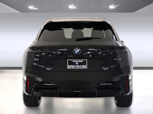 New 2026 BMW iX xDrive60 w/ M Sport Package image 9